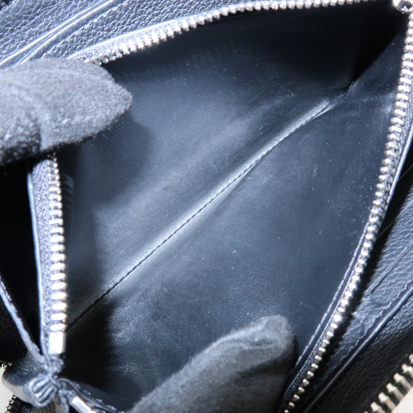 Louis Vuitton Leather Lockme Round Zippy Long Wallet Noir M62622【Pre-order】