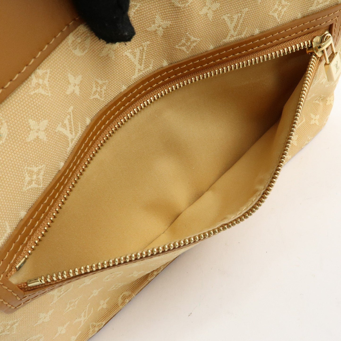 Louis Vuitton Monogram Mini Lucille PM Hand Bag Beige M92684【Pre-order】