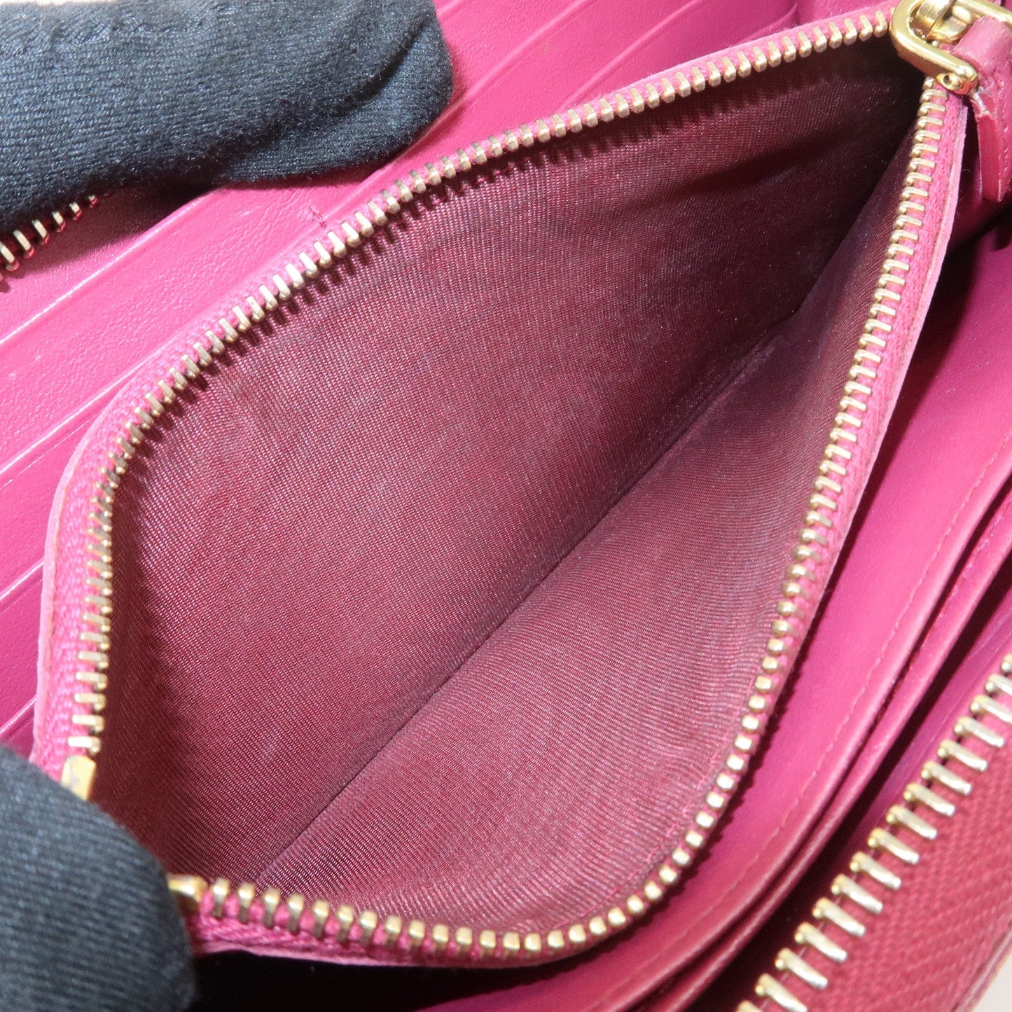 Prada Nylon Leather Round Zippy Wallet Long Wallet Pink【Pre-order】