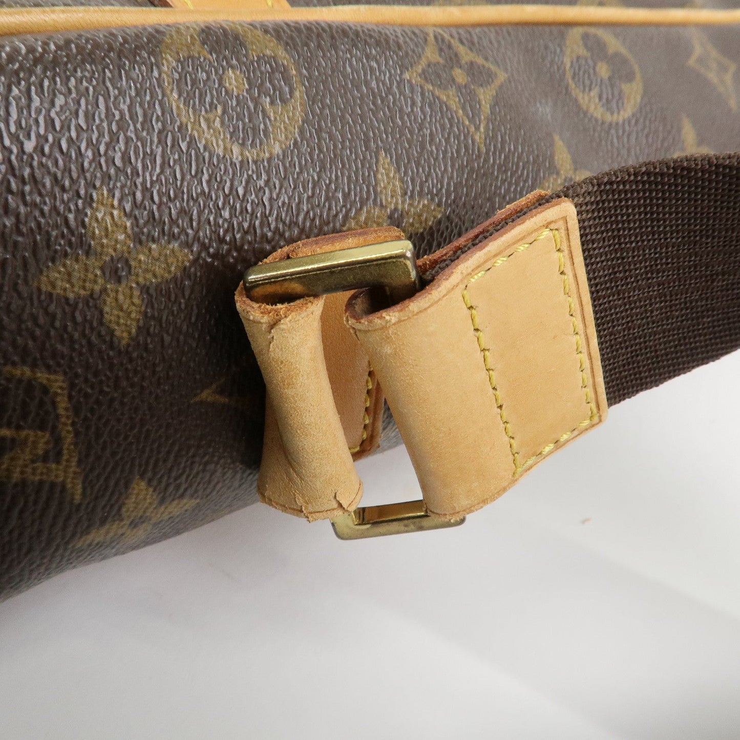 Louis Vuitton Monogram Abbesses Messenger Bag Shoulder Bag M45257【Pre-order】