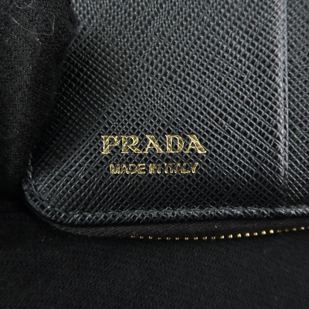 Prada Logo Leather Zip Around Bi-fold Wallet Black【Pre-order】