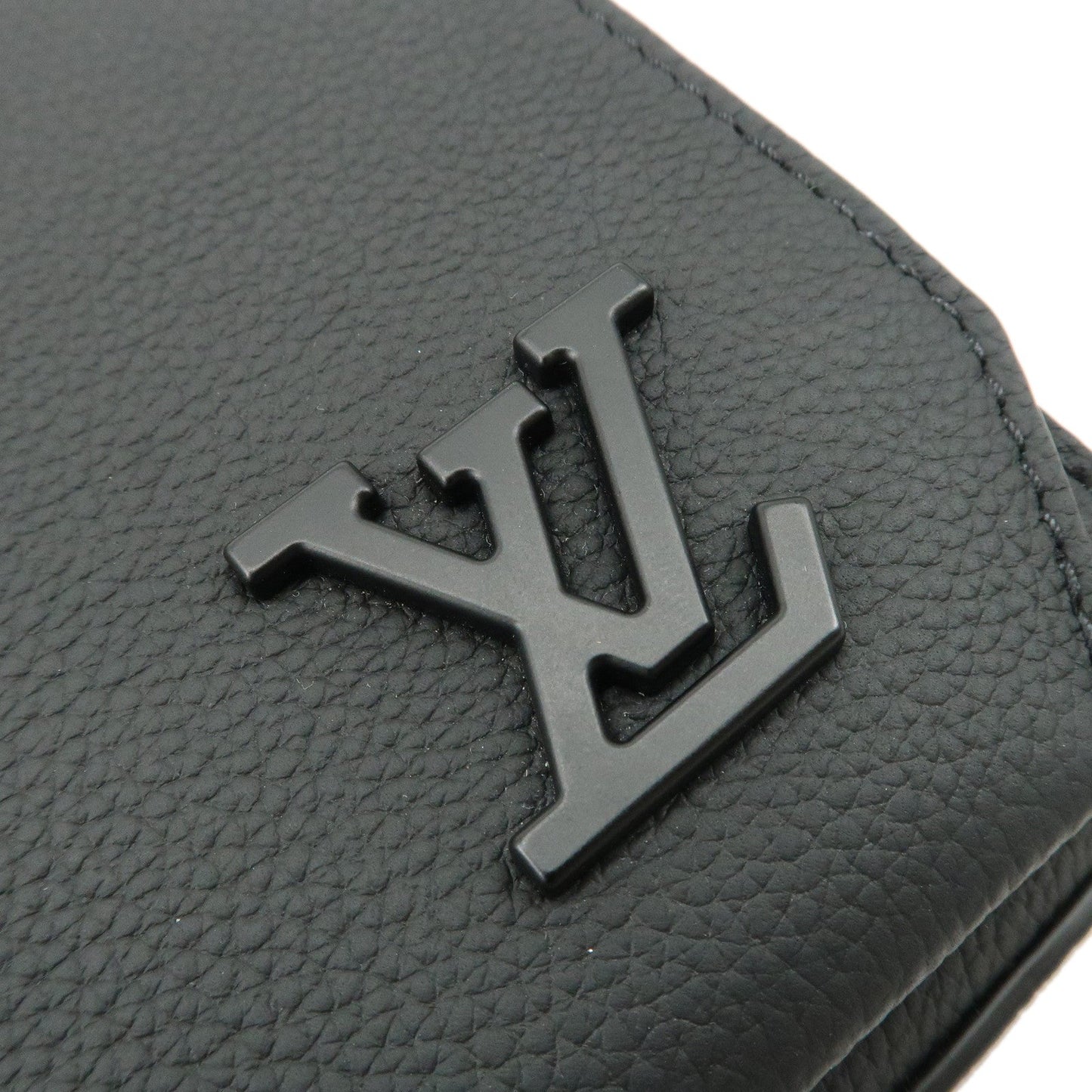 Louis Vuitton Aerogram Takeoff Messenger PM Bag Noir M24769【Pre-order】