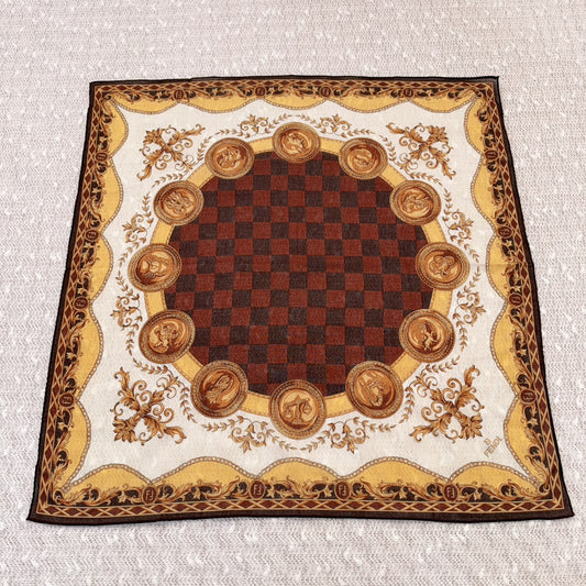 （全新）Fendi棋盤格復古宮廷風正方絲巾