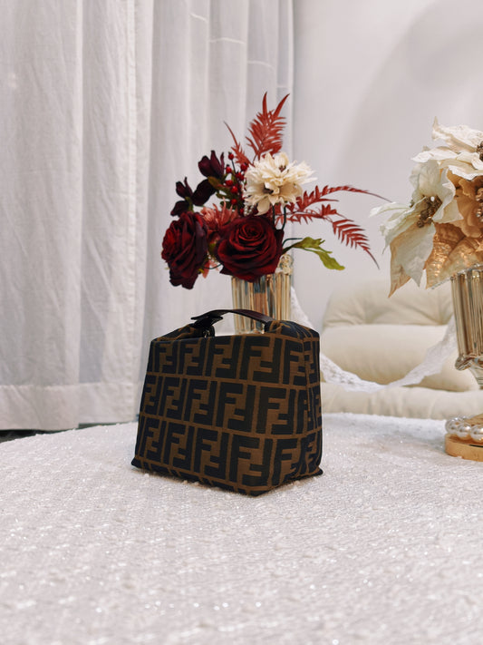 Fendi zucca 老花布質飯盒袋