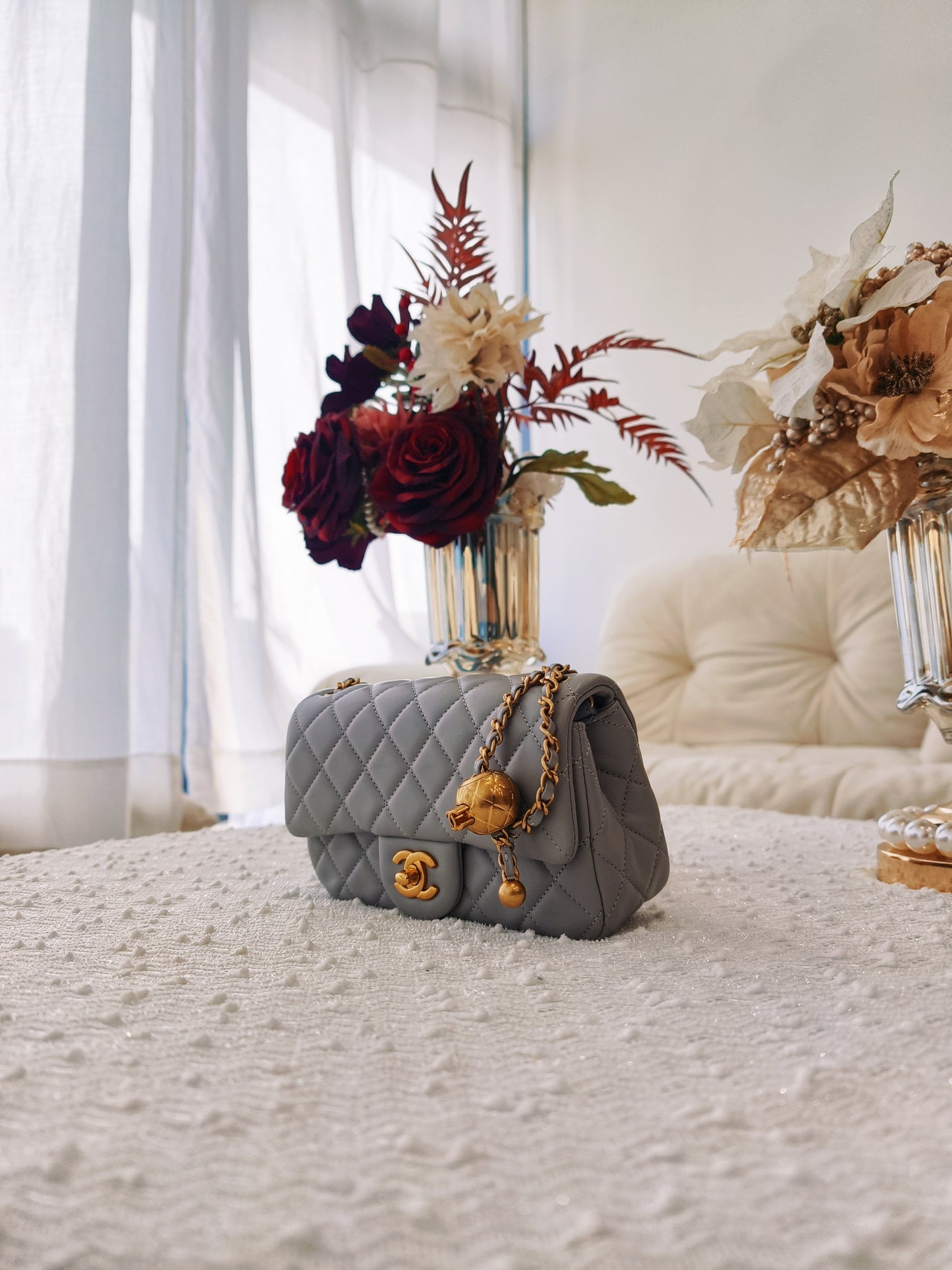 Chanel 灰金小金球大Mini