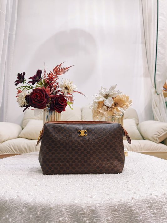 Celine Macadam Pouch 雲朵 (Large)
