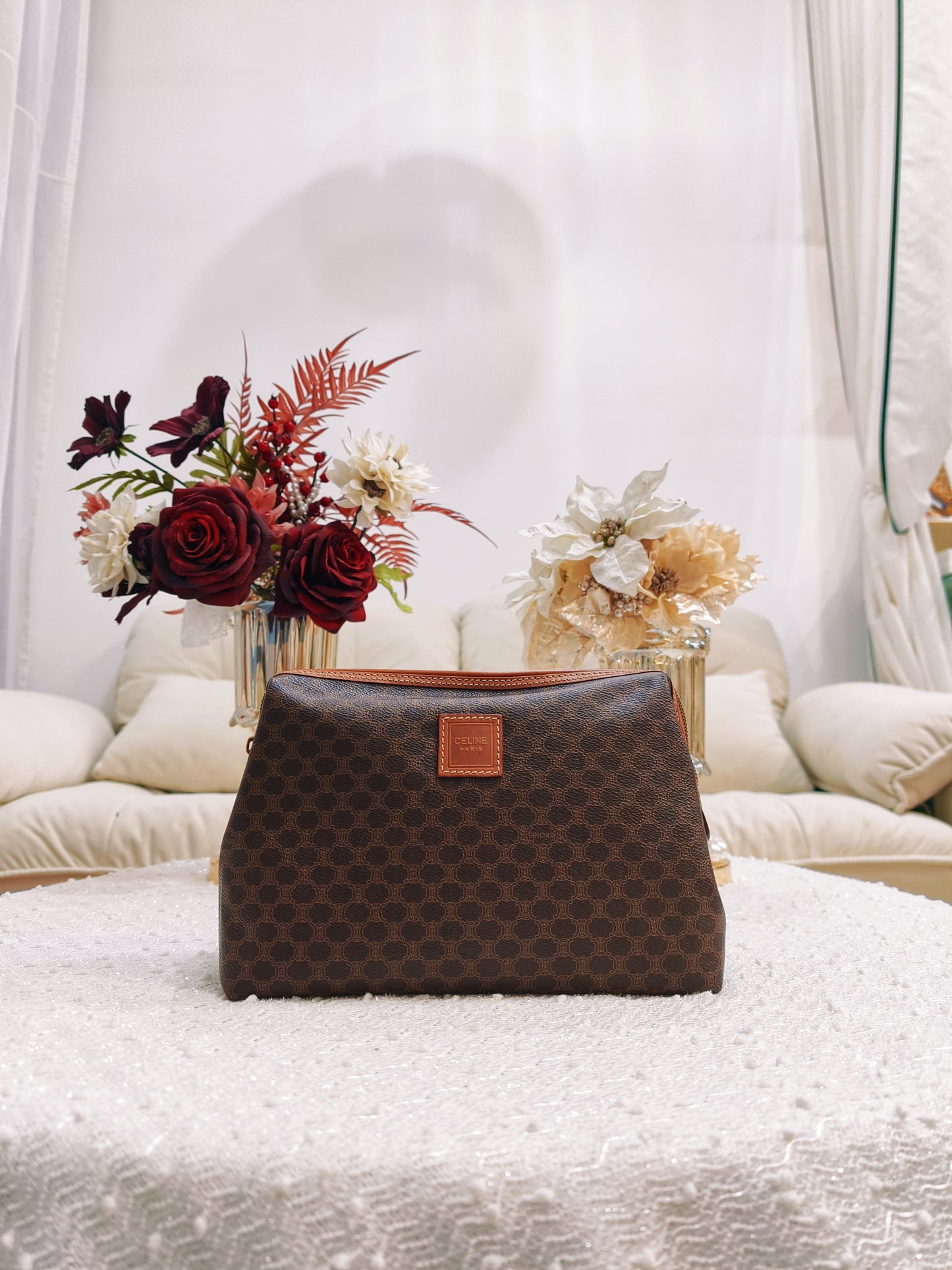 Celine Macadam Pouch 雲朵 (Large) Leather