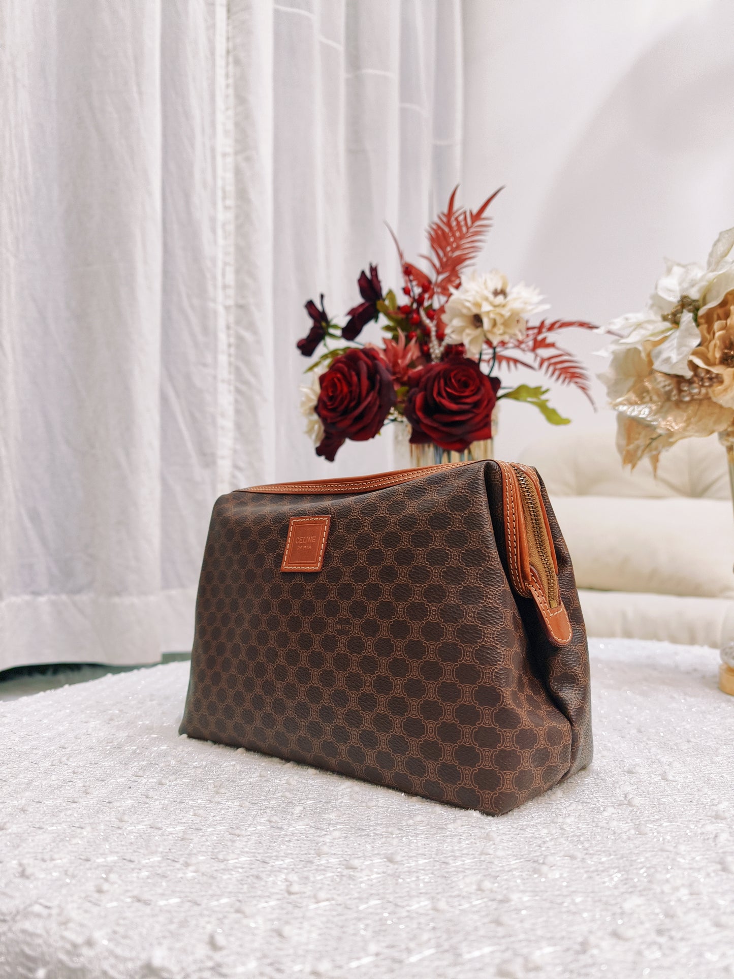 Celine Macadam Pouch 雲朵 (Large) Leather